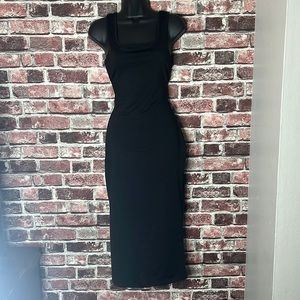 Sleeveless body con dress